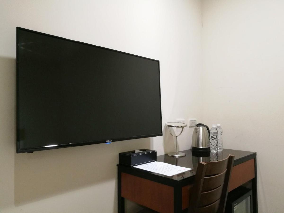 Hotel J Taoyuan Pingzhen Ngoại thất bức ảnh
