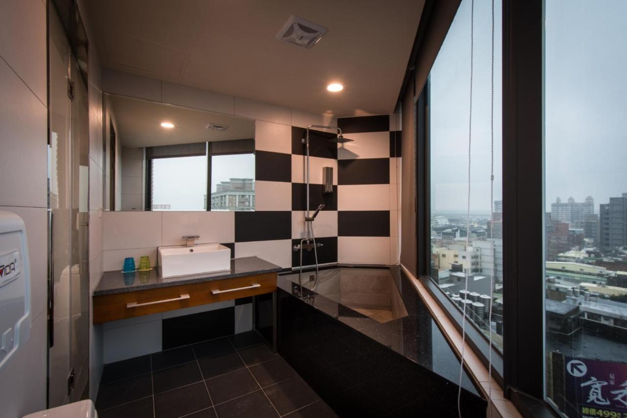 Hotel J Taoyuan Pingzhen Ngoại thất bức ảnh