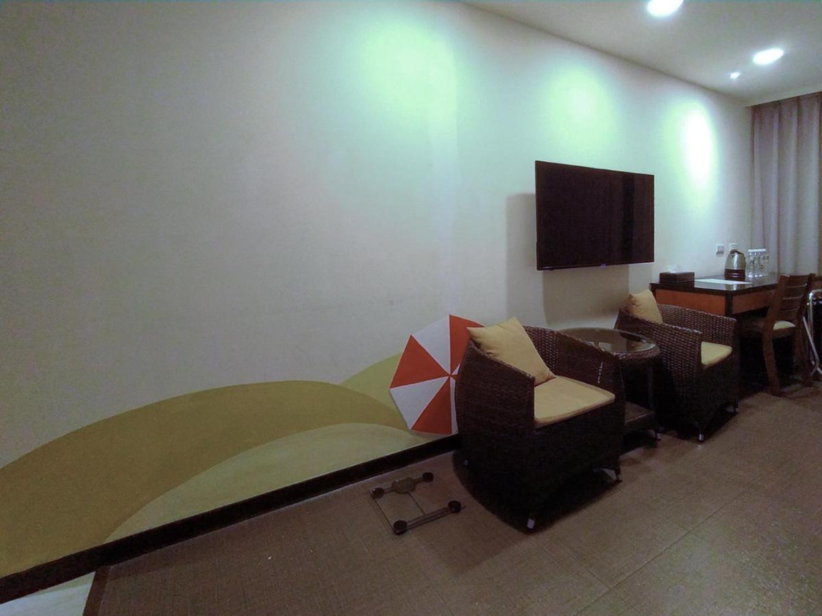 Hotel J Taoyuan Pingzhen Ngoại thất bức ảnh
