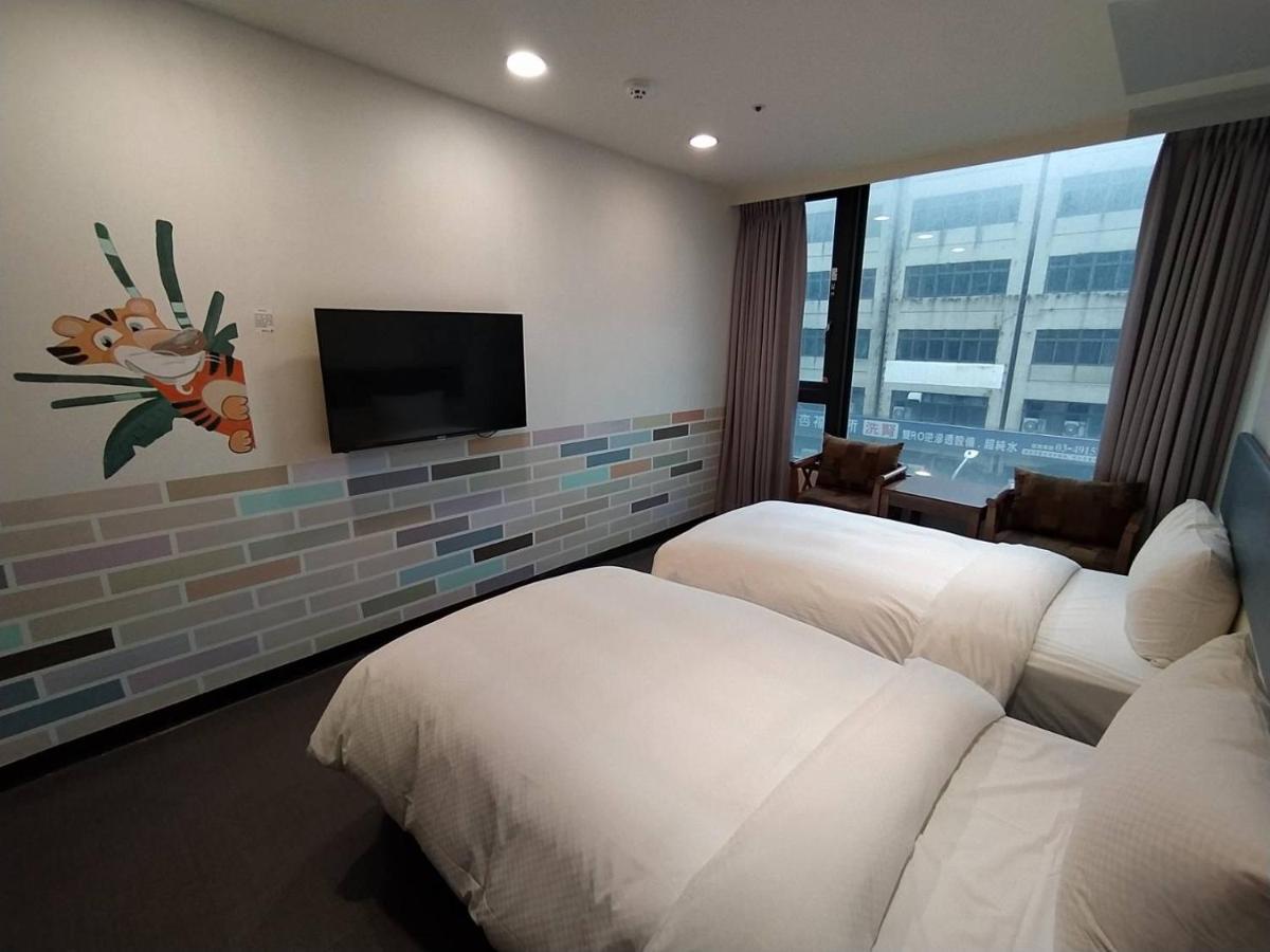 Hotel J Taoyuan Pingzhen Ngoại thất bức ảnh