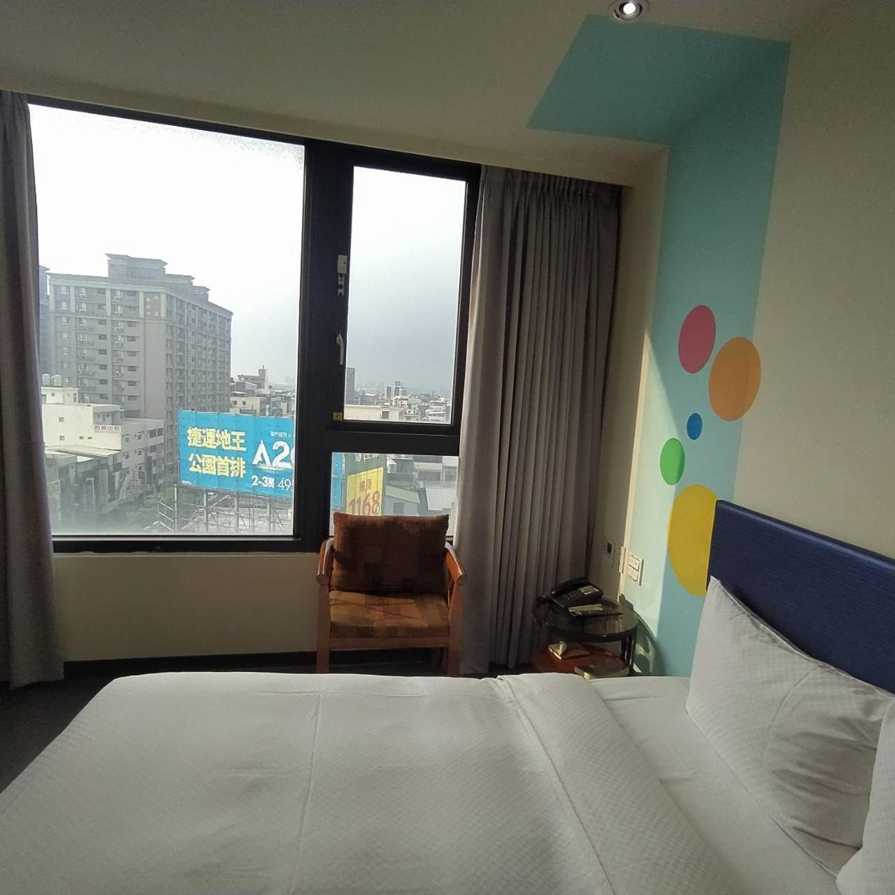 Hotel J Taoyuan Pingzhen Ngoại thất bức ảnh